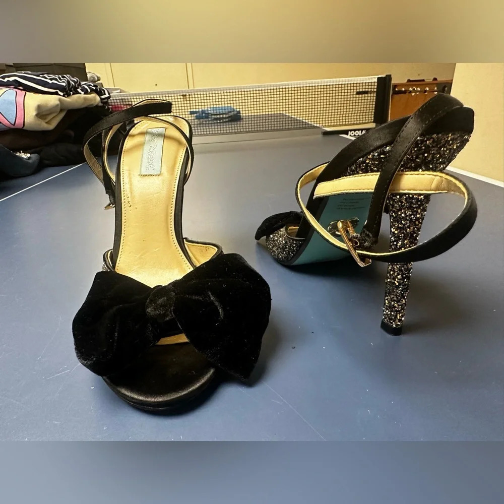 Betsy Johnson Pumps with Black Velvet bow and Sparkly heels